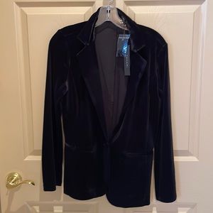 Beautiful Tahari Black Velvet Blazer BNWT size L never worn